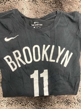 Kryrie Brooklyn Nets 11 jersey Short Sleeve Tee